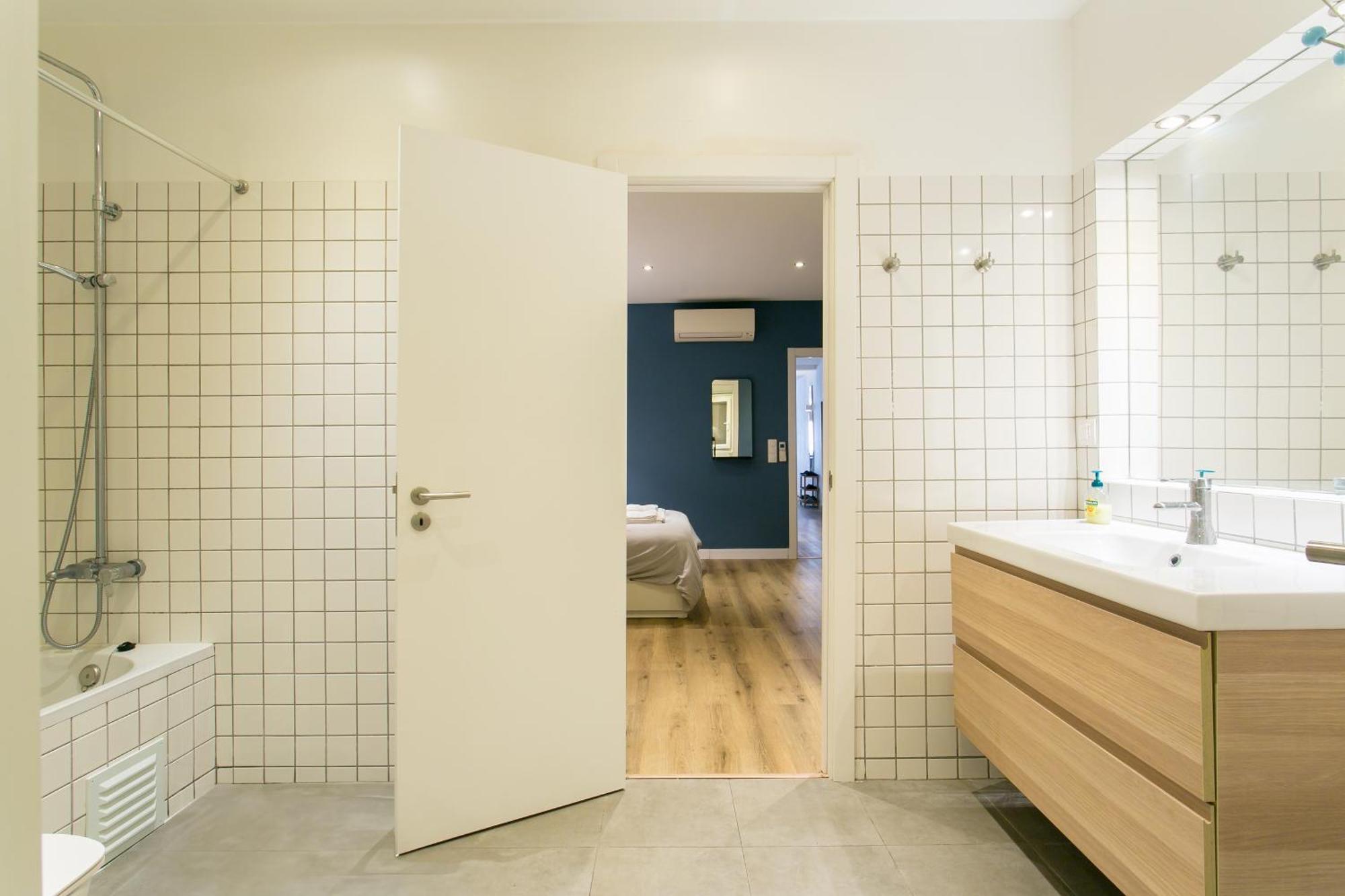 Cozy Apartment In Amazing Location! Lisboa Exterior foto
